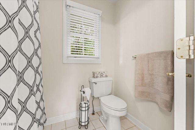 3412 Pine Timbers Drive, Johnson City, TN 37604