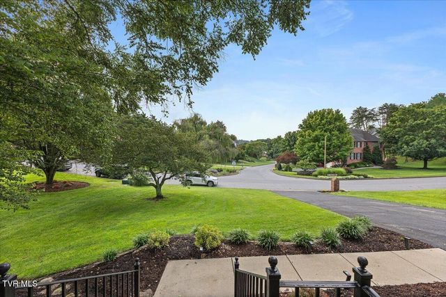 3412 Pine Timbers Drive, Johnson City, TN 37604