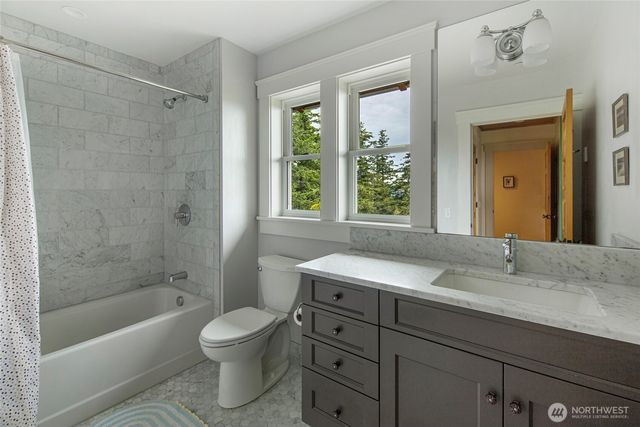 148 Yarrow Road, Friday Harbor, WA 98250