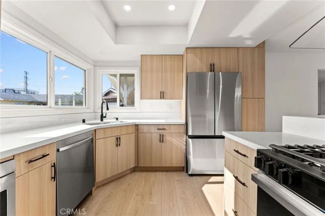 800 E Sandra Avenue, Arcadia, CA 91006