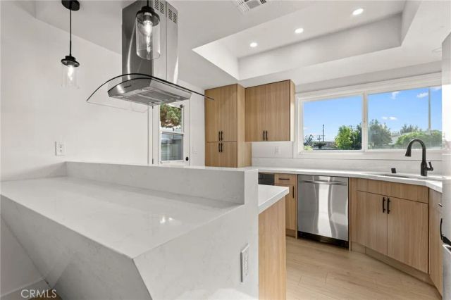 800 E Sandra Avenue, Arcadia, CA 91006