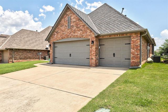 16708 Covington Manor, Edmond, OK 73012
