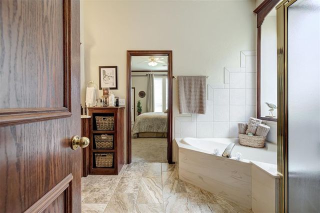 16708 Covington Manor, Edmond, OK 73012