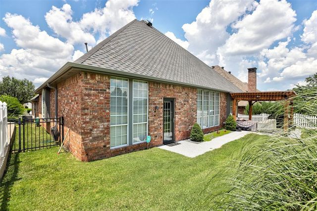 16708 Covington Manor, Edmond, OK 73012