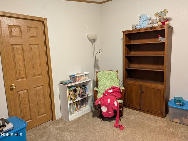 2158 Redbud Lane, Delta, OH 43515