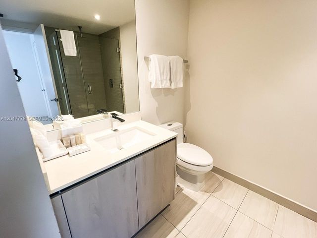 4010 S Ocean Drive T3505, Hollywood, FL 33019