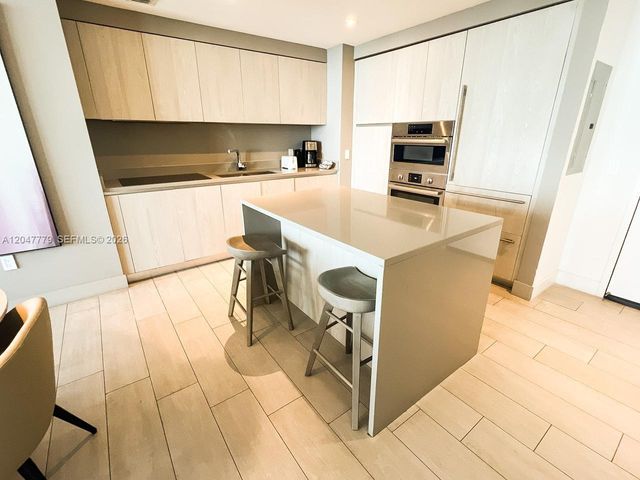 4010 S Ocean Drive T3505, Hollywood, FL 33019