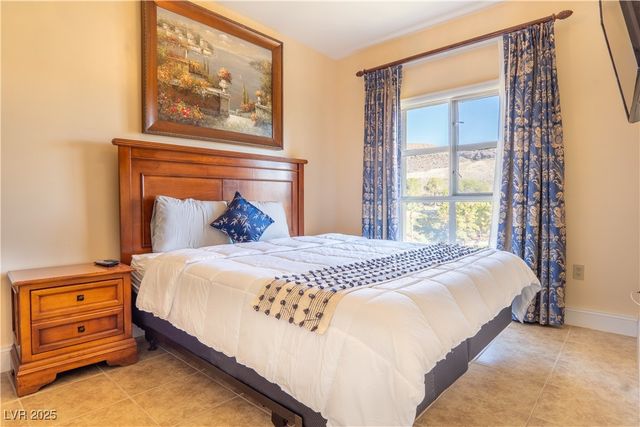 30 Strada Di Villaggio 617, Henderson, NV 89011