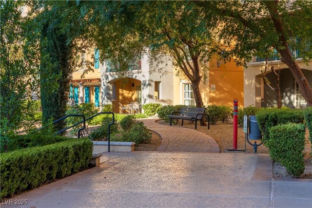 30 Strada Di Villaggio 617, Henderson, NV 89011