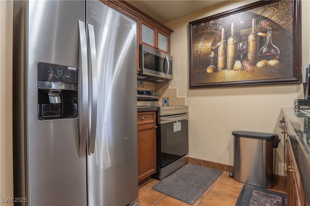 30 Strada Di Villaggio 617, Henderson, NV 89011