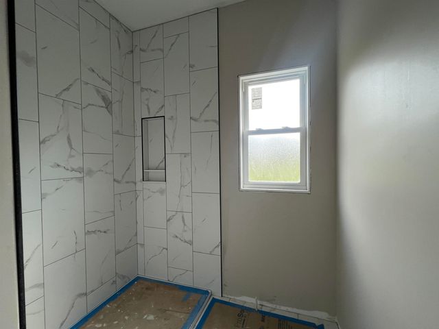 23381 Harold Drive, South Bend, IN 46628