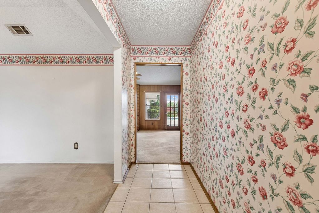 3815 Spring Hollow Drive, Carrollton, TX 75007 — photo 5