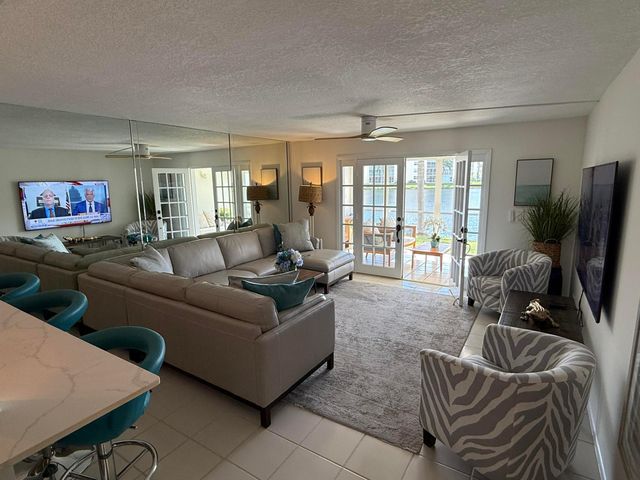 111 SE 3rd Avenue 108, Dania Beach, FL 33004