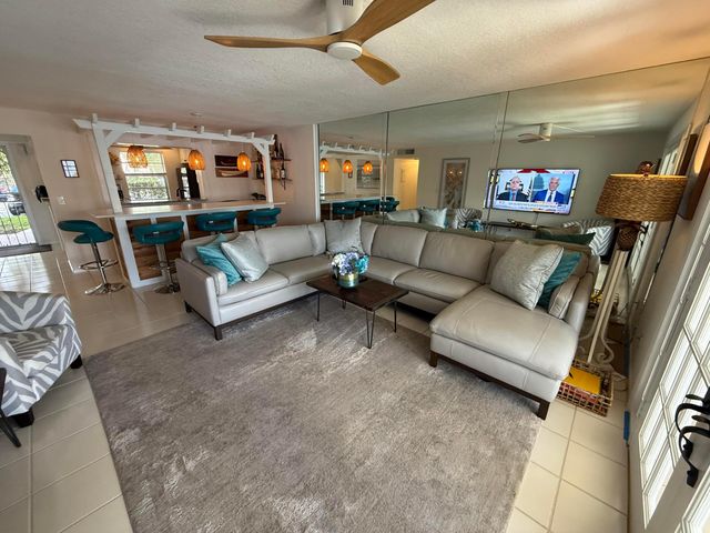 111 SE 3rd Avenue 108, Dania Beach, FL 33004