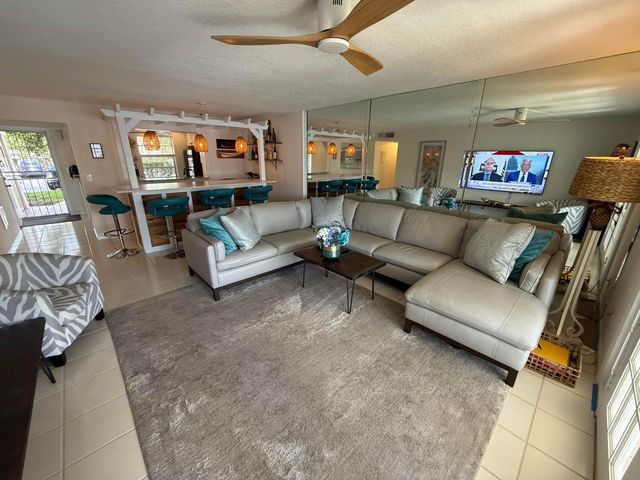 111 SE 3rd Avenue 108, Dania Beach, FL 33004