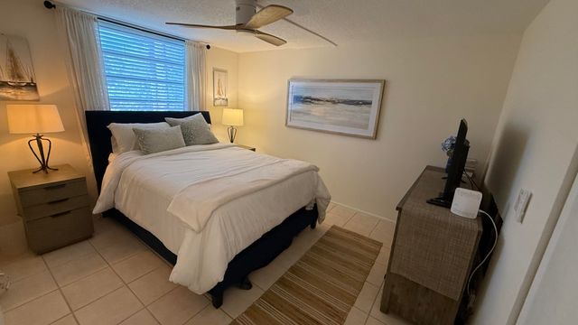 111 SE 3rd Avenue 108, Dania Beach, FL 33004