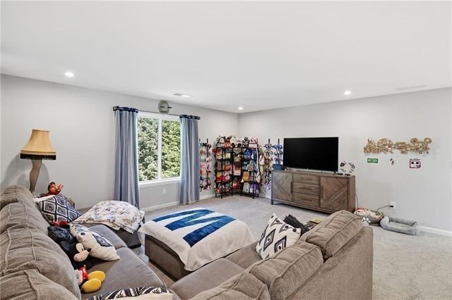 105 Greenbrier Way, Canton, GA 30114