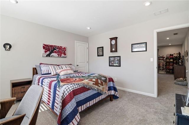 105 Greenbrier Way, Canton, GA 30114
