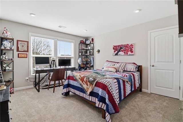 105 Greenbrier Way, Canton, GA 30114