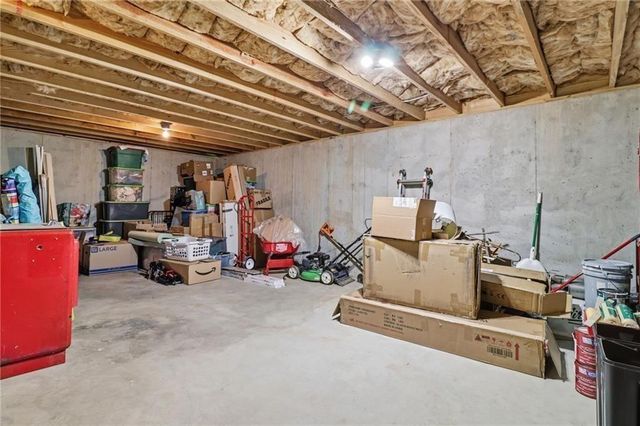 105 Greenbrier Way, Canton, GA 30114