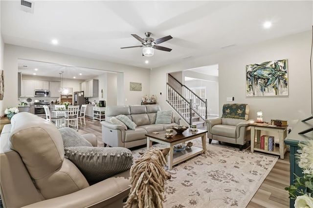 105 Greenbrier Way, Canton, GA 30114