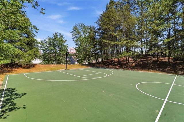 105 Greenbrier Way, Canton, GA 30114