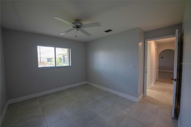 2122 SE 6TH AVENUE SE, Cape Coral, FL 33990