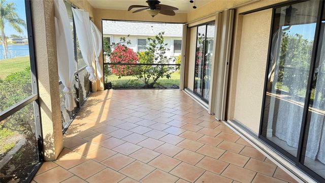 2122 SE 6TH AVENUE SE, Cape Coral, FL 33990