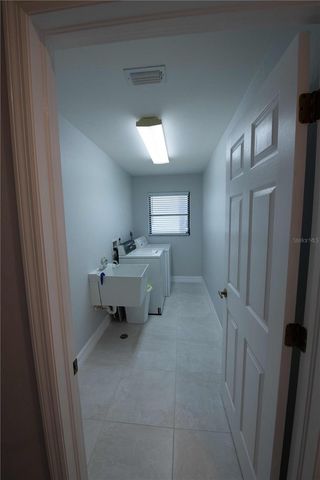 2122 SE 6TH AVENUE SE, Cape Coral, FL 33990