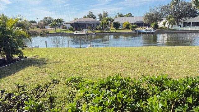 2122 SE 6TH AVENUE SE, Cape Coral, FL 33990