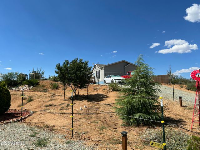 102 N Grantland Road, Dewey, AZ 86327