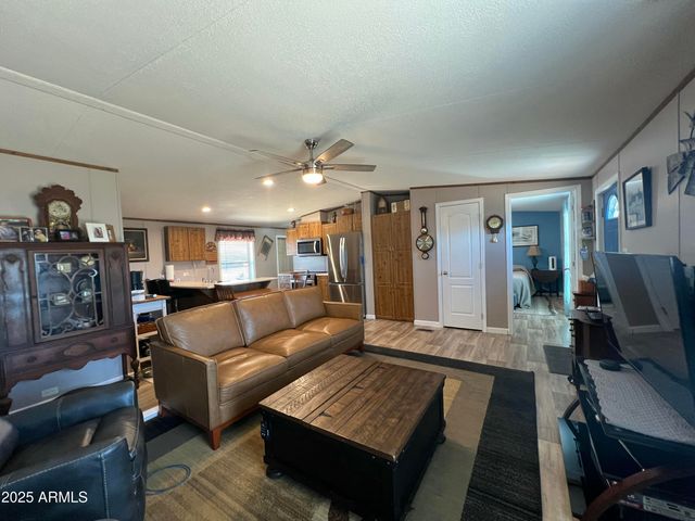 102 N Grantland Road, Dewey, AZ 86327