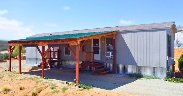 102 N Grantland Road, Dewey, AZ 86327