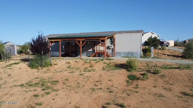 102 N Grantland Road, Dewey, AZ 86327
