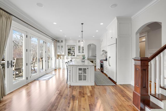 5500 Halifax Lane, Edina, MN 55424