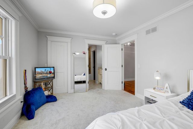 5500 Halifax Lane, Edina, MN 55424