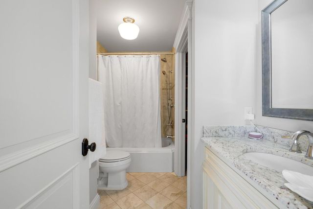 5500 Halifax Lane, Edina, MN 55424