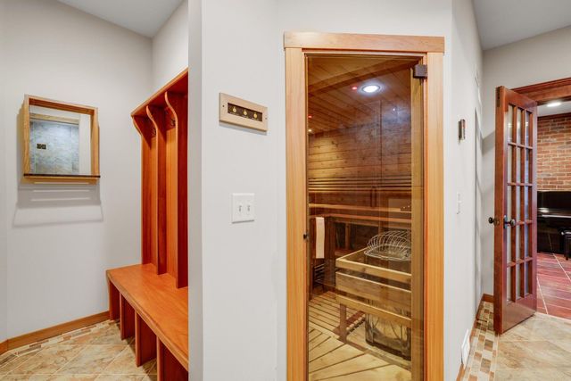 5500 Halifax Lane, Edina, MN 55424