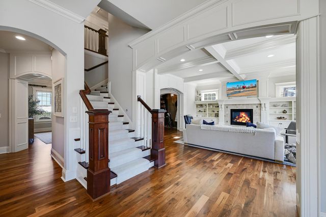 5500 Halifax Lane, Edina, MN 55424