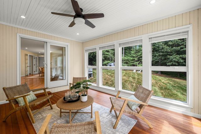 132 Cold Spring Rd, Westford, MA 01886