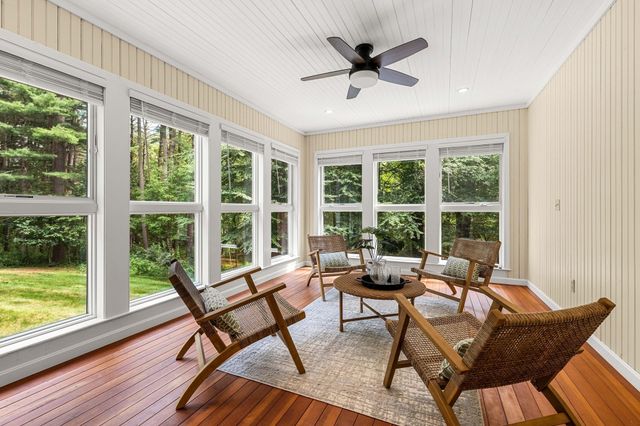 132 Cold Spring Rd, Westford, MA 01886