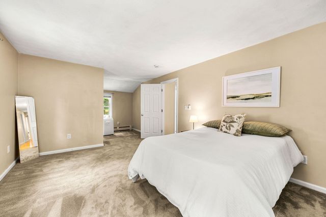 132 Cold Spring Rd, Westford, MA 01886