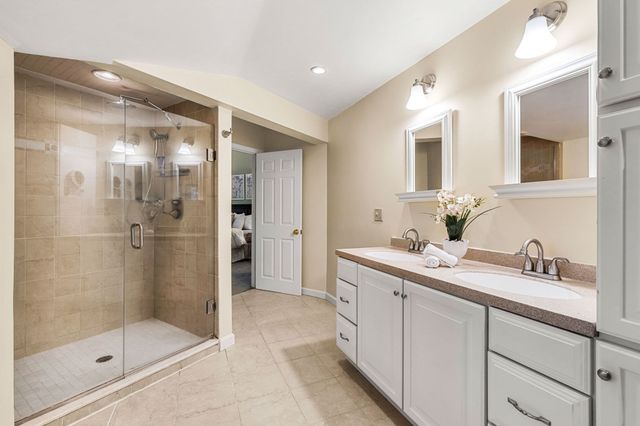 132 Cold Spring Rd, Westford, MA 01886