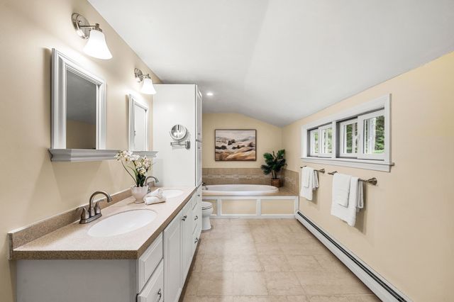 132 Cold Spring Rd, Westford, MA 01886