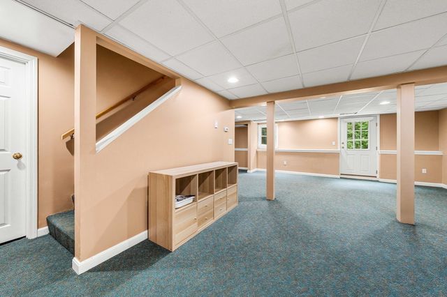 132 Cold Spring Rd, Westford, MA 01886