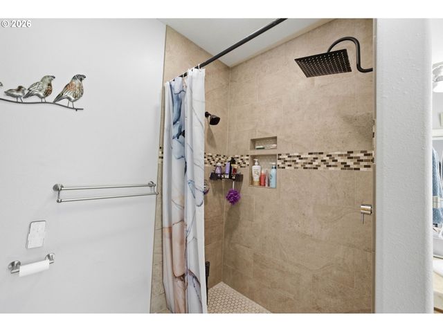 29778 GIMPL HILL Rd, Eugene, OR 97402