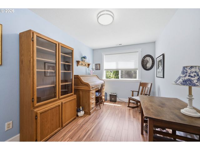 29778 GIMPL HILL Rd, Eugene, OR 97402