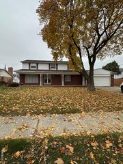 16960 Pennsylvania Street, Southfield, MI 48075