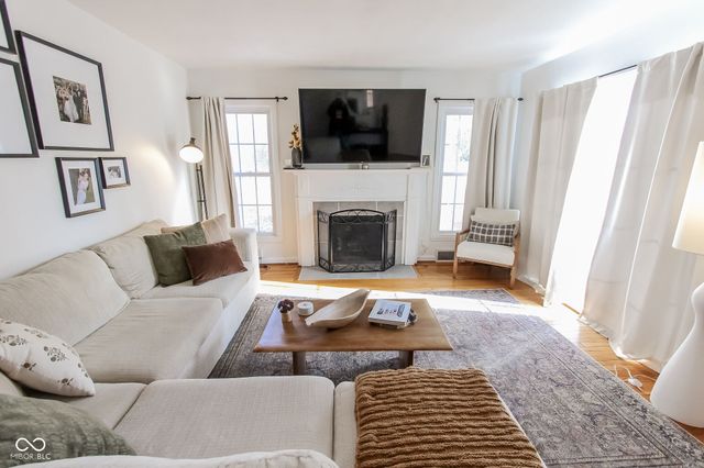 2428 McLeay Drive, Indianapolis, IN 46220