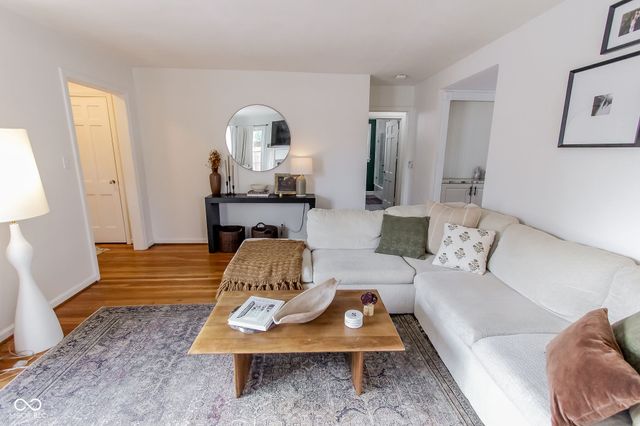 2428 McLeay Drive, Indianapolis, IN 46220